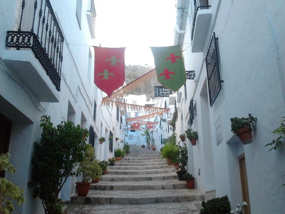 Casita Ana En El Centro De Frigiliana Daire Dış mekan fotoğraf